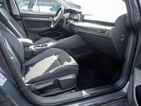 Używany VW Golf VIII Active 150 KM (110 kW) 2023 Szary Kombi