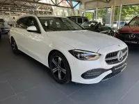 Gebraucht Mercedes C200 Avantgarde 163 PS (119 kW) 2025 Unilack polarweiss Kombi