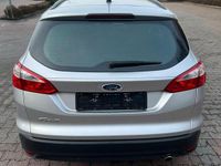 Gebraucht Ford Focus Trend 116 PS (85 kW) 2011 Silber Kombi