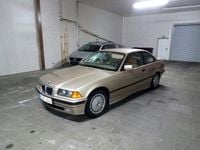 Gebraucht BMW 318 140 PS (102 kW) 1998 Beige Coupé