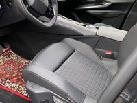 Gebraucht Peugeot 3008 Allure 136 PS (100 kW) 2024 Grau SUV