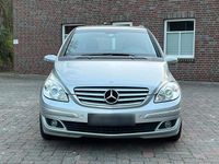 Gebraucht Mercedes B200 140 PS (102 kW) 2006 Silber Van / Kleinbus