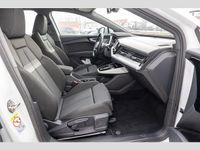 Gebraucht Audi Q4 e-tron Advanced 194 kW (265 PS) 2023 Gletscherweiß metallic SUV