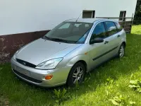 Gebraucht Ford Focus 90 PS (66 kW) 2003 Silber Limousine