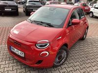Gebraucht Fiat 500e Red 86 kW (118 PS) 2023 Passion rot Kleinwagen