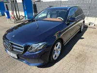 Gebraucht Mercedes E220 Avantgarde 194 PS (142 kW) 2017 Blau Kombi