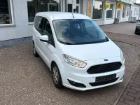 Gebraucht Ford Tourneo Courier Ambiente 101 PS (74 kW) 2015 Weiß Van / Kleinbus