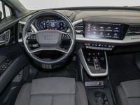Gebraucht Audi Q4 e-tron Advanced 150 kW (204 PS) 2022 Mythosschwarz metallic SUV