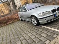 Gebraucht BMW 330 231 PS (169 kW) 2002 Silber Kombi