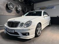 Używany Mercedes E63 AMG AMG 514 KM (378 kW) 2008 Biały Sedan/Limuzyna