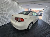 Gebraucht VW Eos 140 PS (102 kW) 2007 Weiß Cabrio