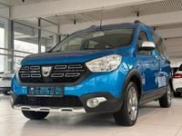 Gebraucht Dacia Dokker Stepway 131 PS (96 kW) 2019 Blau Van / Kleinbus