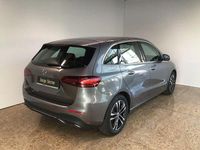 Gebraucht Mercedes B200 Advanced Plus 163 PS (119 kW) 2024 Grau Van / Kleinbus