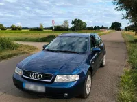 Gebraucht Audi A4 150 PS (110 kW) 2000 Blau Kombi