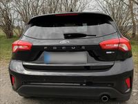 Gebraucht Ford Focus 125 PS (91 kW) 2022 Schwarz Limousine