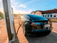 Gebraucht Tesla Model 3 Standard Range Plus 239 kW (325 PS) 2019 Schwarz Limousine