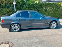 Gebraucht BMW 320 150 PS (110 kW) 1997 Grau Limousine