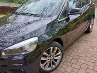 gebraucht BMW 218 Active Tourer 218d Advantage Advantage