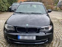 Gebraucht BMW 118 143 PS (105 kW) 2010 Schwarz Kleinwagen