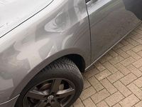 Gebraucht VW Golf VI 105 PS (77 kW) 2010 Grau Kleinwagen