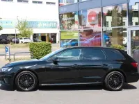 Gebraucht Audi A4 S-Line 163 PS (119 kW) 2023 Mythosschwarzmet. (metallic) Kombi