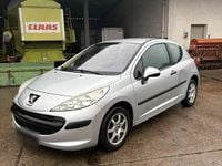 Gebraucht Peugeot 207 90 PS (66 kW) 2007 Silber Kleinwagen
