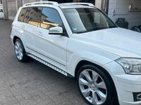 Gebraucht Mercedes GLK320 224 PS (164 kW) 2009 Weiß SUV
