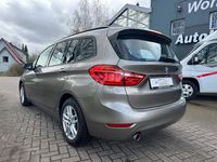 Gebraucht BMW 218 Advantage 150 PS (110 kW) 2017 Silber Kombi