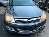 Gebraucht Opel Astra GTC Edition 116 PS (85 kW) 2009 Grau Kleinwagen