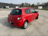 Gebraucht Renault Clio IV 75 PS (55 kW) 2012 Rot Limousine