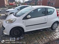 Gebraucht Peugeot 107 Filou 68 PS (50 kW) 2007 Weiß Kleinwagen