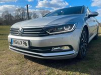 Gebraucht VW Passat R-line 120 PS (88 kW) 2018 Silber Kombi