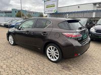 Gebraucht Lexus CT200h 99 PS (72 kW) 2011 Braun Kleinwagen