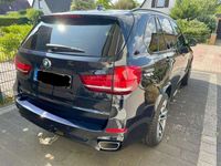 gebraucht BMW X5 xDrive40d M-Paket