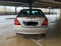 Gebraucht Mercedes C200 163 PS (119 kW) 2004 Andere farben Limousine