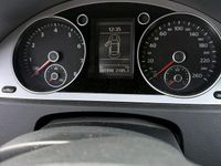 Gebraucht VW Passat 122 PS (89 kW) 2009 Grau Kombi