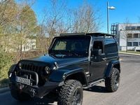 Käytetty Jeep Wrangler 200 HP (147 kW) 2015 Musta Katumaasturi