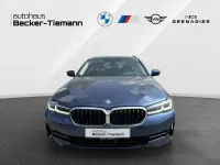Gebraucht BMW 530 Efficient Dynamics 286 PS (210 kW) 2023 Phytonicblau Kombi