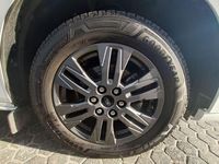 Gebraucht Ford Tourneo Titanium 136 PS (100 kW) 2024 Frostweiß Van / Kleinbus