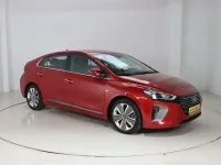 Gebraucht Hyundai Ioniq Style 141 PS (103 kW) 2018 Rot Kleinwagen