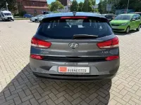 Gebraucht Hyundai i30 Trend 140 PS (102 kW) 2020 Grau Limousine