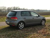 Gebraucht VW Golf VI Style 86 PS (63 kW) 2011 Grau Kleinwagen