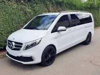 Gebraucht Mercedes V300 AMG 239 PS (175 kW) 2019 Weiß Van / Kleinbus