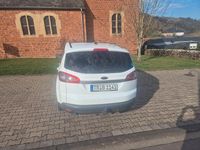 Gebraucht Ford S-MAX Titanium 140 PS (102 kW) 2013 Weiß Van / Kleinbus
