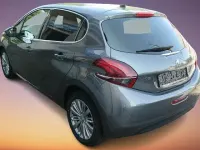 Gebraucht Peugeot 208 Allure 82 PS (60 kW) 2020 Grau Kleinwagen