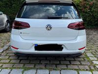 Gebraucht VW e-Golf 100 kW (136 PS) 2019 Weiß Kleinwagen