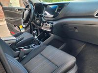 Gebraucht Hyundai Tucson 116 PS (85 kW) 2016 Schwarz SUV