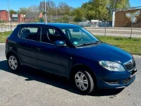 Gebraucht Skoda Fabia Ambition 75 PS (55 kW) 2013 Blau Limousine