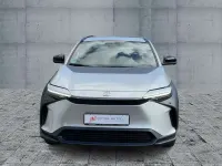 Gebraucht Toyota bZ4X 150 kW (204 PS) 2025 Cosmicsilber metallic SUV