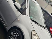 Gebraucht Suzuki Splash Basic 68 PS (50 kW) 2010 Silber Kleinwagen